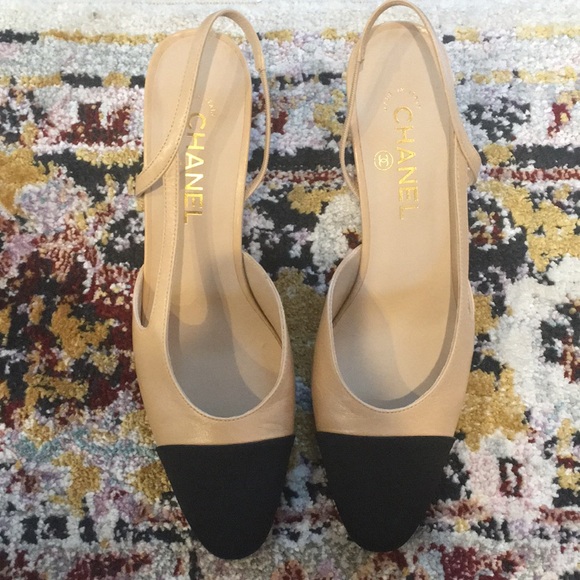 [SOLD] Chanel Beige Black Slingbacks Size 39.5 - Picture 2 of 8